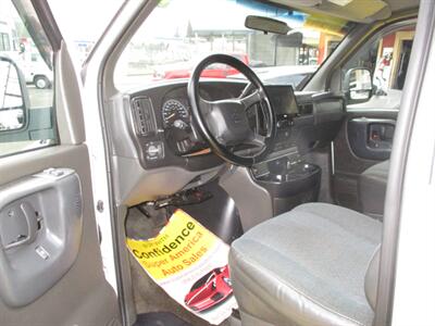 2002 Chevrolet Express G3500 LS   - Photo 11 - Seattle, WA 98103