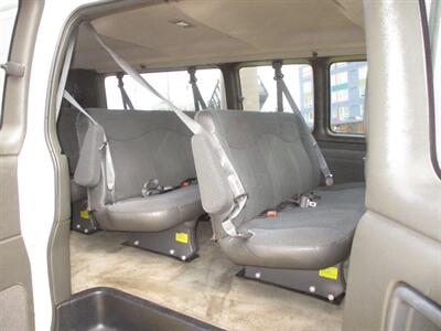 2002 Chevrolet Express G3500 LS   - Photo 18 - Seattle, WA 98103