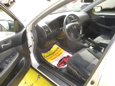 2004 Honda Accord LX-G - Photo 12 - Seattle, WA 98103