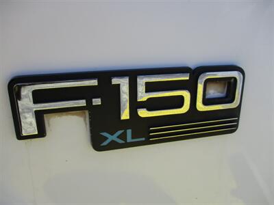 1993 Ford F-150 XL   - Photo 23 - Seattle, WA 98103
