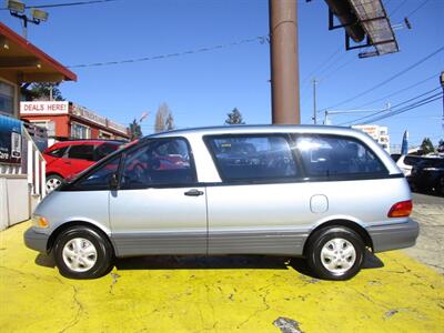 1992 Toyota Previa Deluxe   - Photo 9 - Seattle, WA 98103