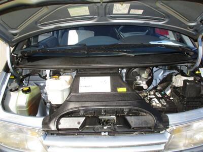 1992 Toyota Previa Deluxe   - Photo 17 - Seattle, WA 98103