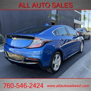2017 Chevrolet Volt LT - Photo 8 - Escondido, CA 92029