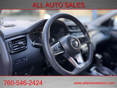 2019 Nissan Rogue Sport SV   - Photo 15 - Escondido, CA 92029