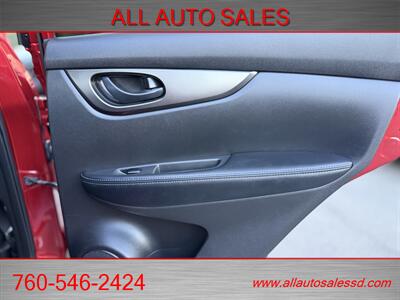 2019 Nissan Rogue Sport SV   - Photo 30 - Escondido, CA 92029