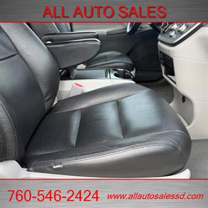 2020 Toyota Sienna LE 8-Passenger - Photo 19 - Escondido, CA 92029