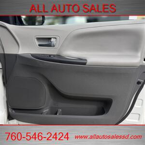 2020 Toyota Sienna LE 8-Passenger - Photo 25 - Escondido, CA 92029
