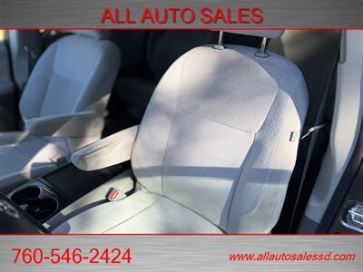 2020 Toyota Sienna LE 8-Passenger   - Photo 24 - Escondido, CA 92029