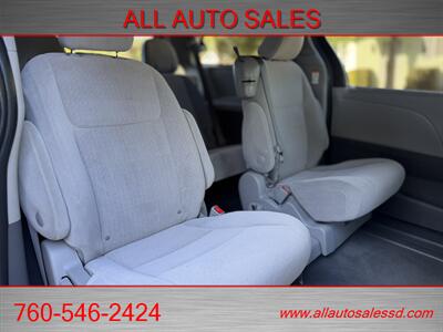 2020 Toyota Sienna LE 8-Passenger   - Photo 22 - Escondido, CA 92029