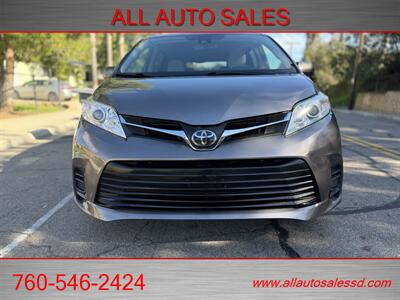 2020 Toyota Sienna LE 8-Passenger   - Photo 4 - Escondido, CA 92029