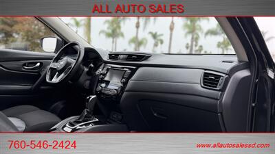 2020 Nissan Rogue SL   - Photo 13 - Escondido, CA 92029