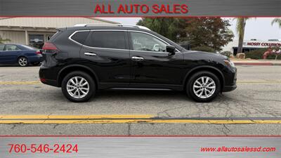 2020 Nissan Rogue SL   - Photo 9 - Escondido, CA 92029