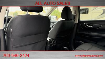 2020 Nissan Rogue SL   - Photo 24 - Escondido, CA 92029