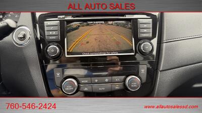 2020 Nissan Rogue SL   - Photo 15 - Escondido, CA 92029