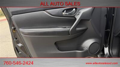 2020 Nissan Rogue SL   - Photo 29 - Escondido, CA 92029