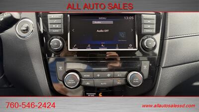 2020 Nissan Rogue SL   - Photo 16 - Escondido, CA 92029