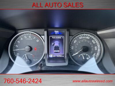 2017 Toyota Tacoma TRD Sport   - Photo 17 - Escondido, CA 92029