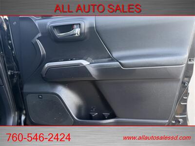 2017 Toyota Tacoma TRD Sport   - Photo 37 - Escondido, CA 92029