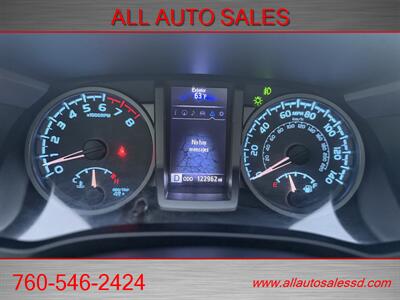 2017 Toyota Tacoma TRD Sport   - Photo 18 - Escondido, CA 92029