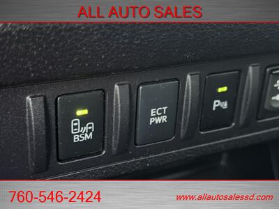 2017 Toyota Tacoma TRD Sport   - Photo 21 - Escondido, CA 92029