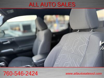 2017 Toyota Tacoma TRD Sport   - Photo 26 - Escondido, CA 92029