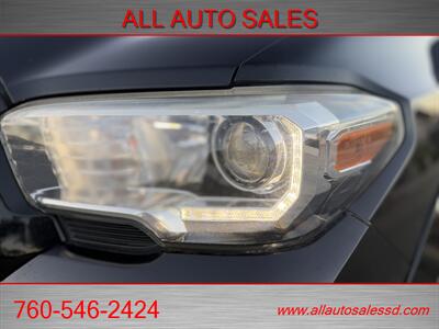 2017 Toyota Tacoma TRD Sport   - Photo 13 - Escondido, CA 92029