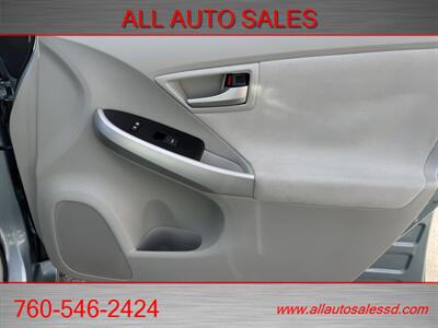 2015 Toyota Prius Two   - Photo 21 - Escondido, CA 92029