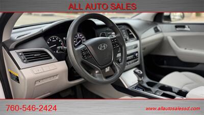 2017 Hyundai SONATA   - Photo 14 - Escondido, CA 92029