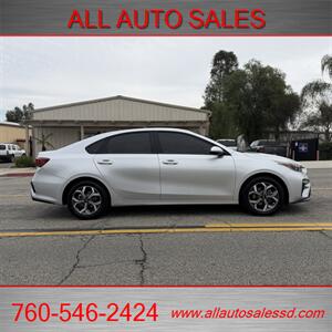 2019 Kia Forte LXS - Photo 8 - Escondido, CA 92029