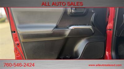 2021 Toyota Tacoma SR5 V6   - Photo 36 - Escondido, CA 92029