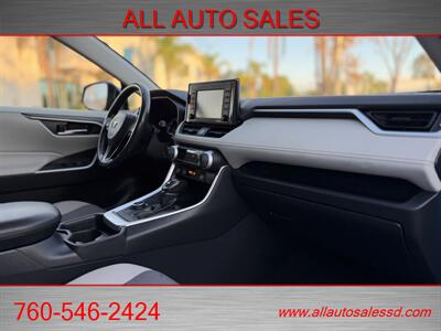 2020 Toyota RAV4 Hybrid XLE - Photo 24 - Escondido, CA 92029
