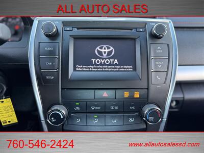 2017 Toyota Camry SE   - Photo 14 - Escondido, CA 92029