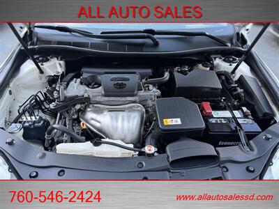 2017 Toyota Camry SE   - Photo 26 - Escondido, CA 92029