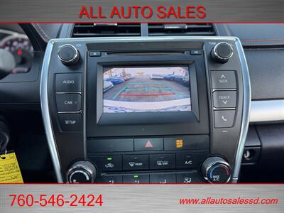 2017 Toyota Camry SE   - Photo 15 - Escondido, CA 92029