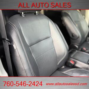 2018 Toyota Sienna SE Premium 8-Passeng   - Photo 24 - Escondido, CA 92029