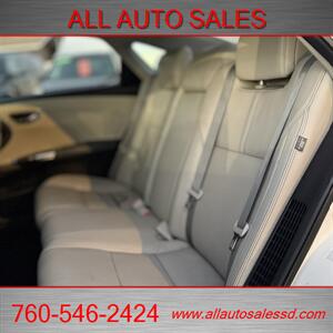 2015 Toyota Avalon Hybrid Limited   - Photo 21 - Escondido, CA 92029
