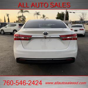 2015 Toyota Avalon Hybrid Limited   - Photo 11 - Escondido, CA 92029