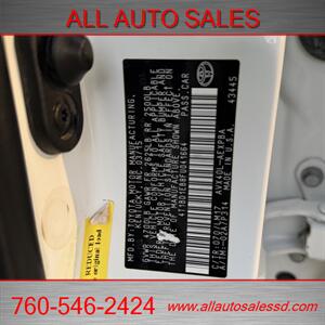 2015 Toyota Avalon Hybrid Limited   - Photo 28 - Escondido, CA 92029