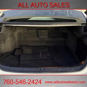 2015 Toyota Avalon Hybrid Limited   - Photo 12 - Escondido, CA 92029