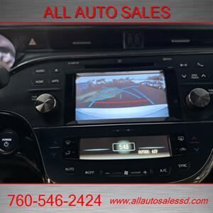 2015 Toyota Avalon Hybrid Limited   - Photo 16 - Escondido, CA 92029