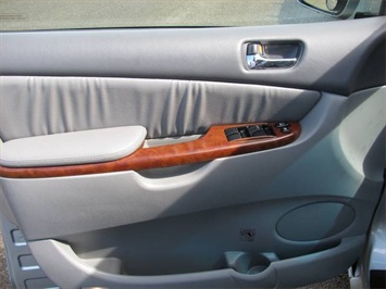 2005 Toyota Sienna XLE 7 Passenger   - Photo 10 - San Diego, CA 92126