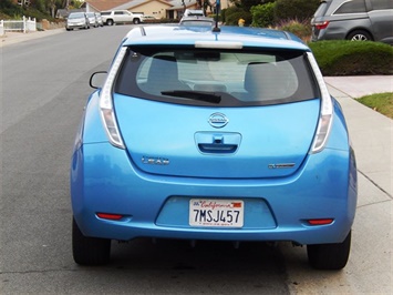 2013 Nissan Leaf S   - Photo 7 - San Diego, CA 92126