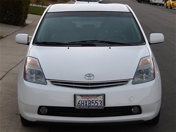 2009 Toyota Prius  Pkg 6 - Photo 3 - San Diego, CA 92126