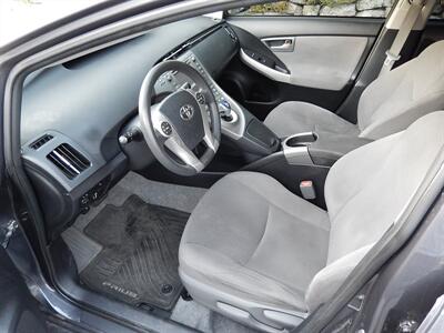 2015 Toyota Prius Moonroof Upgrade Package   - Photo 10 - San Diego, CA 92126