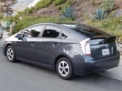 2015 Toyota Prius Moonroof Upgrade Package   - Photo 9 - San Diego, CA 92126