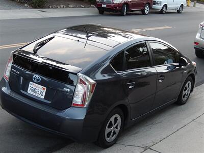 2015 Toyota Prius Moonroof Upgrade Package   - Photo 4 - San Diego, CA 92126
