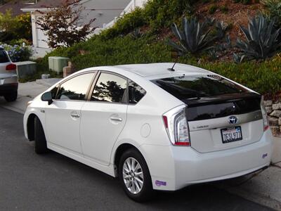 2014 Toyota Prius Plug-in Hybrid   - Photo 7 - San Diego, CA 92126