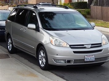 2004 Toyota Sienna XLE Limited / DVD   - Photo 4 - San Diego, CA 92126
