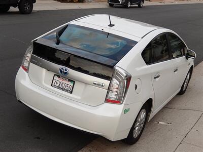 2014 Toyota Prius Plug-in Hybrid   - Photo 9 - San Diego, CA 92126