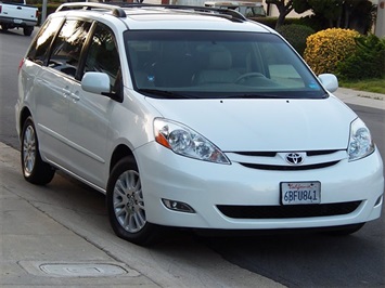 2007 Toyota Sienna XLE 7-Passenger   - Photo 5 - San Diego, CA 92126